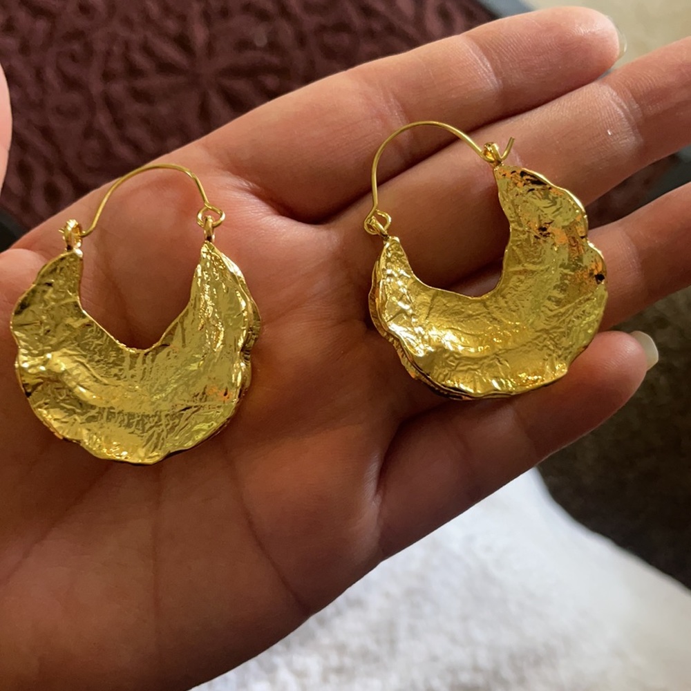 New! Zara Textured Hoop Earrings - Picture 7 of 8